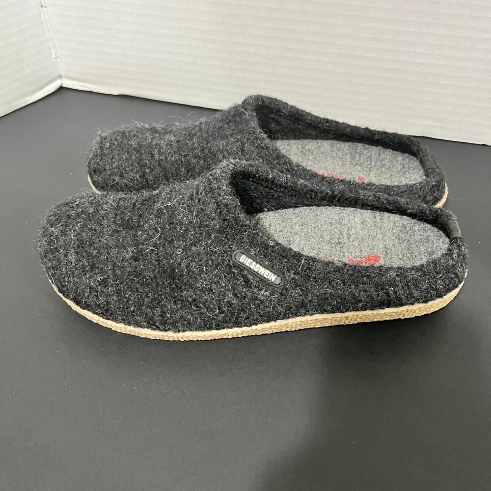 Giesswein black wool slippers size